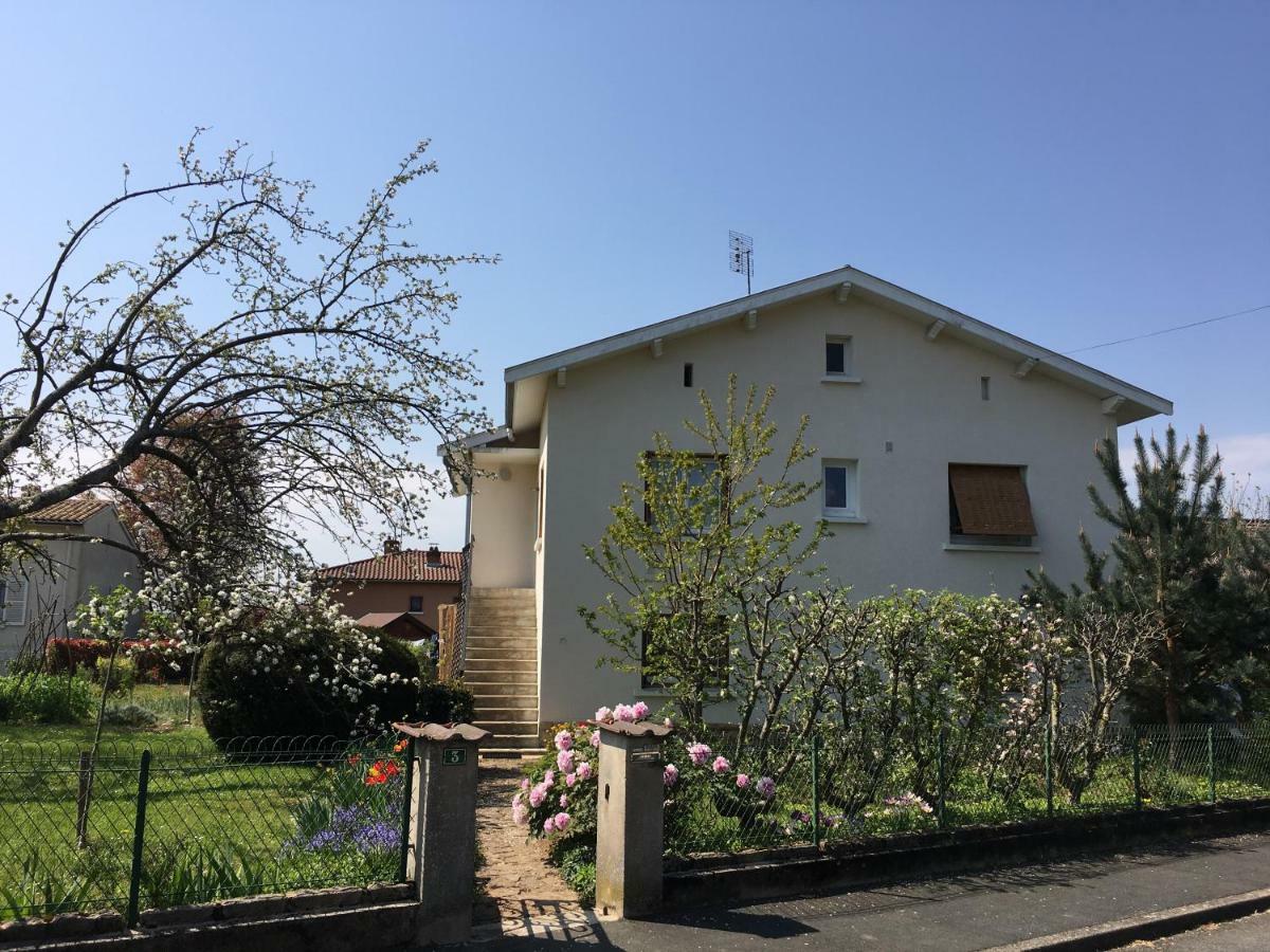 Chambre Avec Vue Sur Jardin Charnay-lès-Mâcon Εξωτερικό φωτογραφία